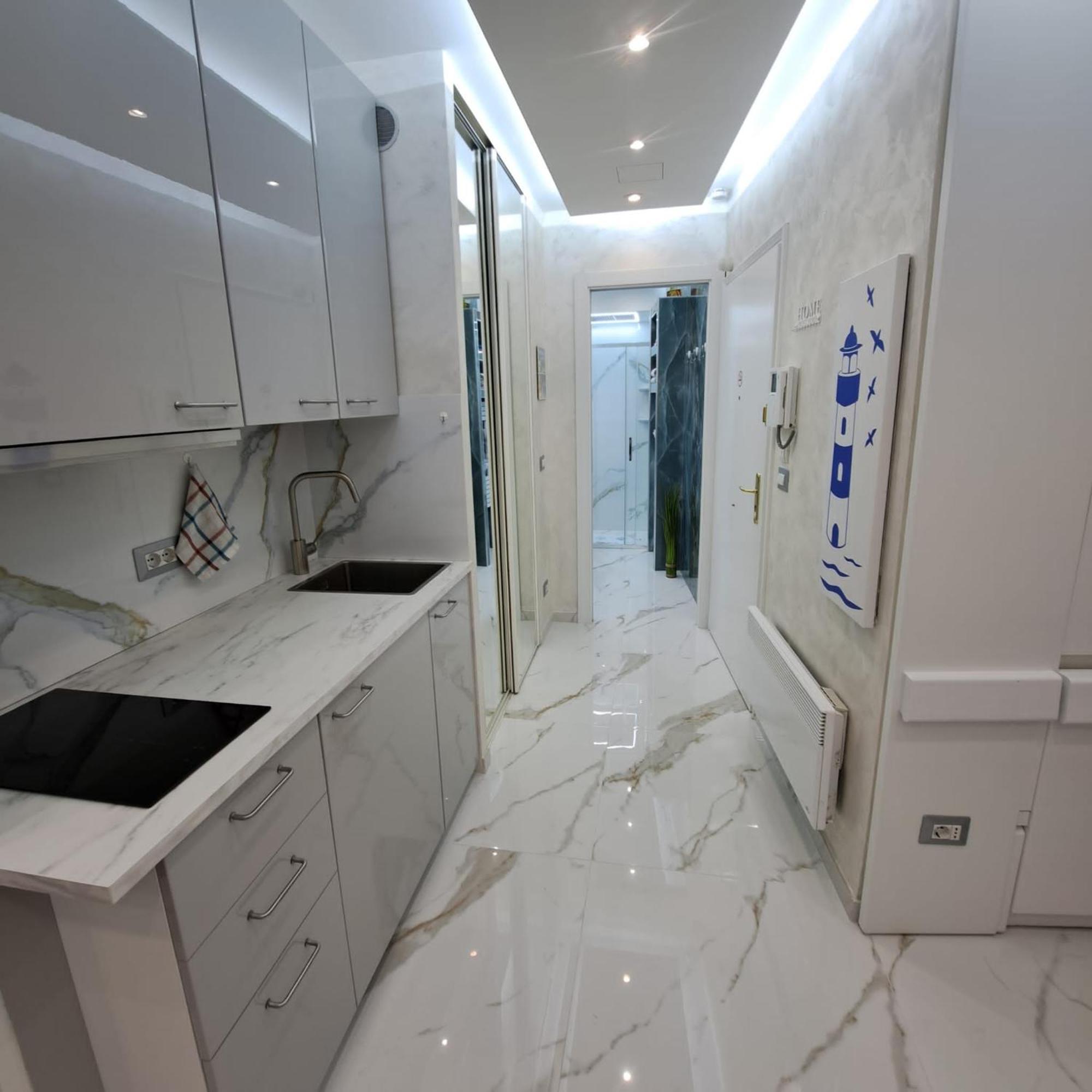 Sharon Apartment In Victoria Beach Mentone Esterno foto